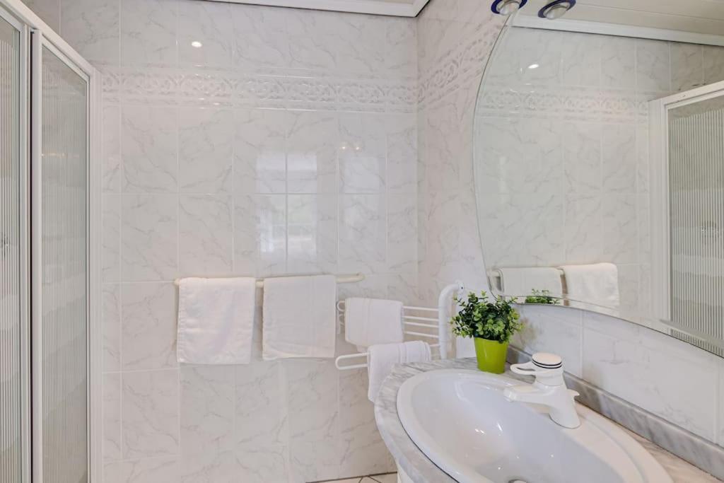 Moderne Villa, Pool+Meerblick,Schnelles Wifi,Klima Calas de Mallorca Zewnętrze zdjęcie